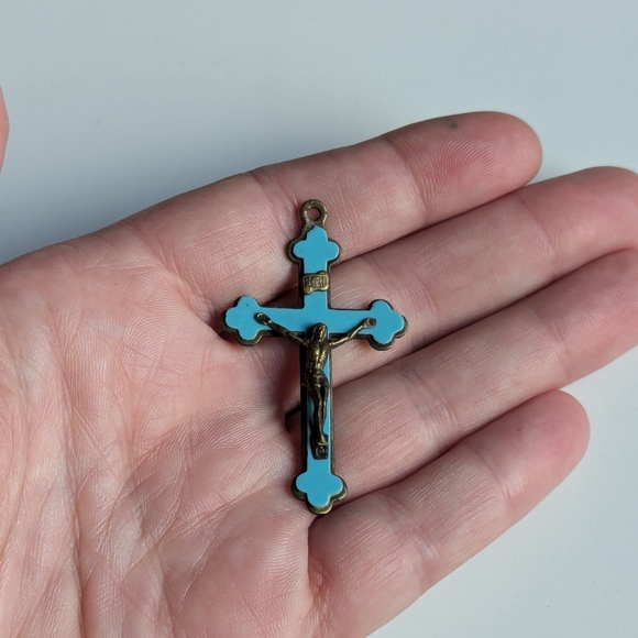 Antique crucifix Jesus on the cross necklace pendant charm, early 1900s - Picture 13 of 14